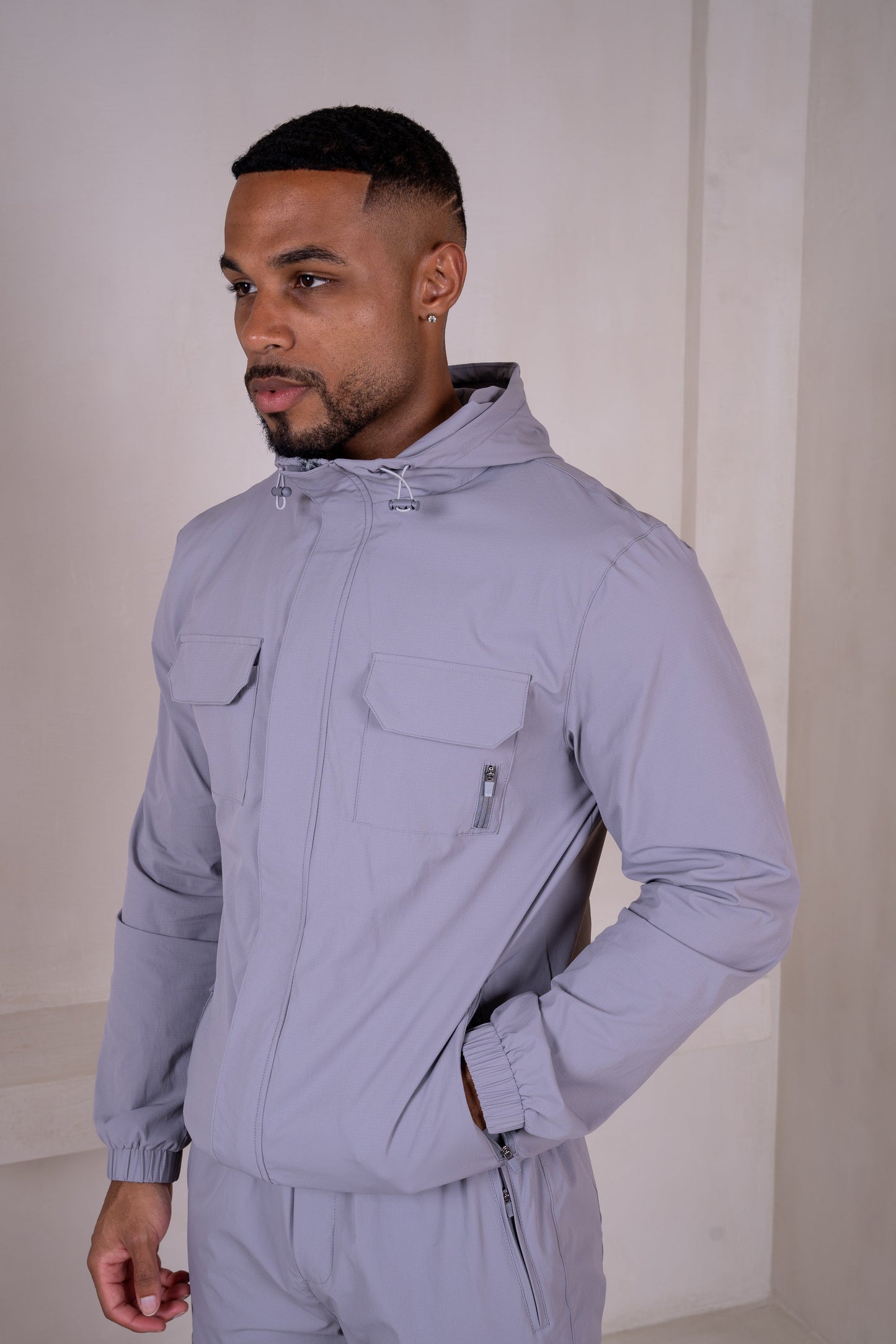 Technical V3 Cargo Windbreaker Jacket - Grey