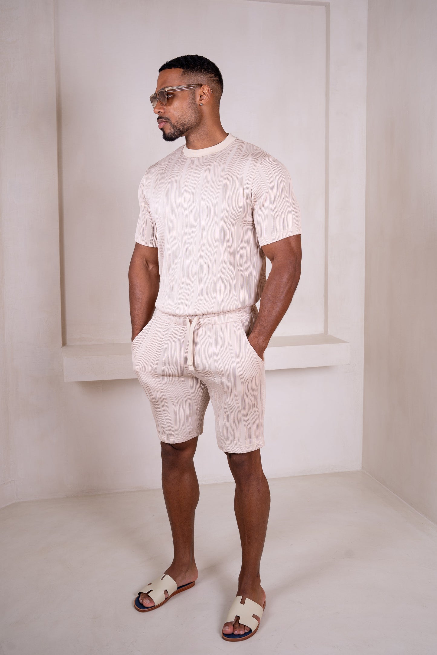 Ripple Texture Slim Fit T-Shirt - Taupe