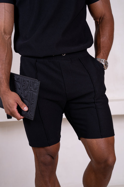 Pleated Slim Fit Shorts - Black