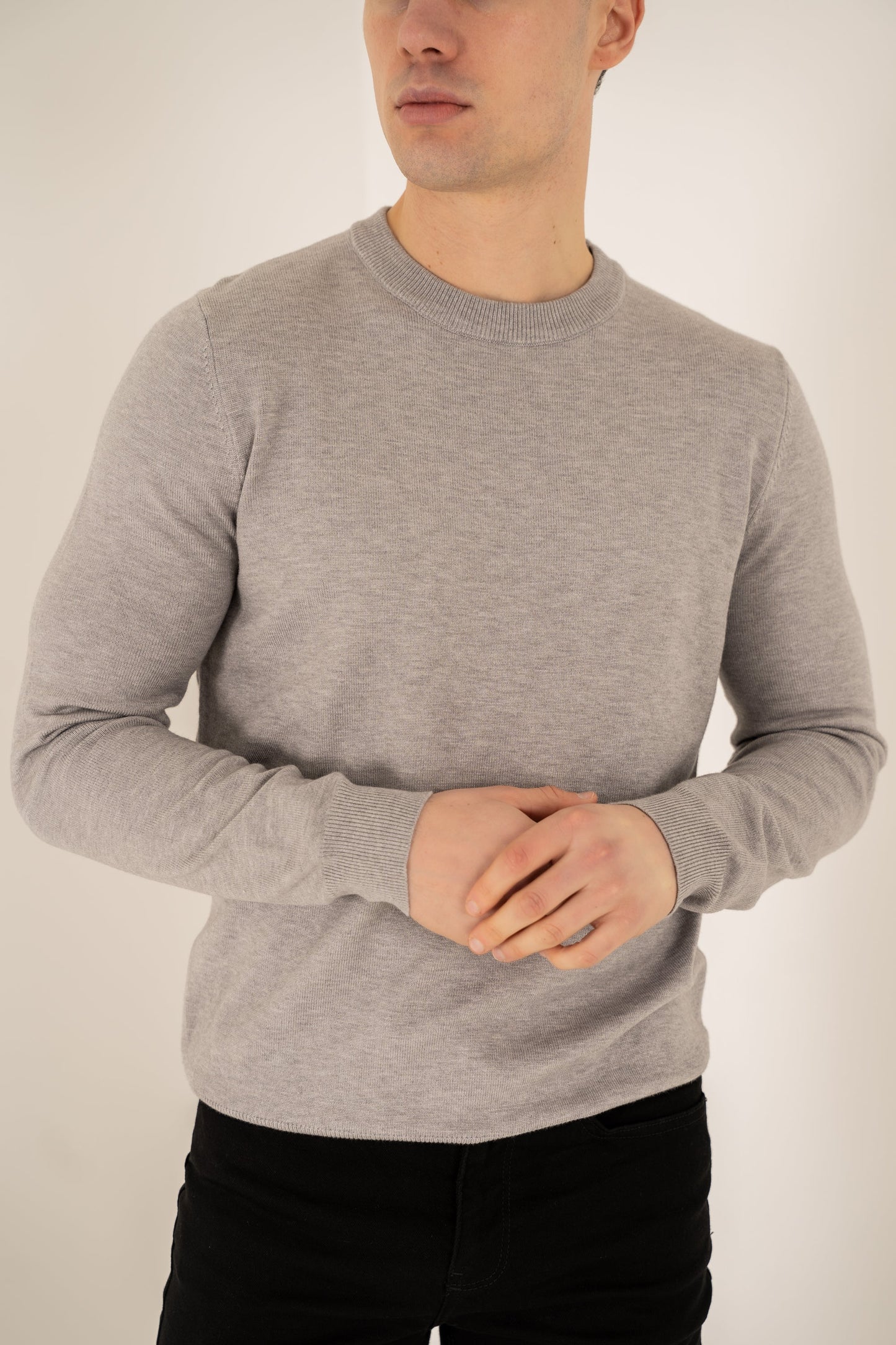 Ultra Fine Knit Crew Neck Jumper - Grey